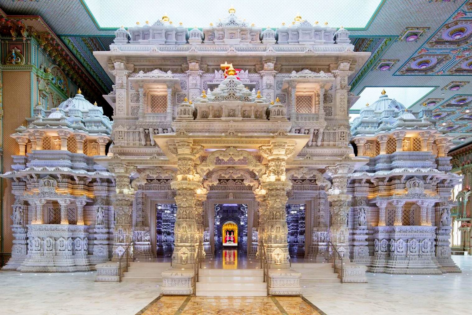 3. Akshardham Temple, Robbinsville, New Jersey, USA